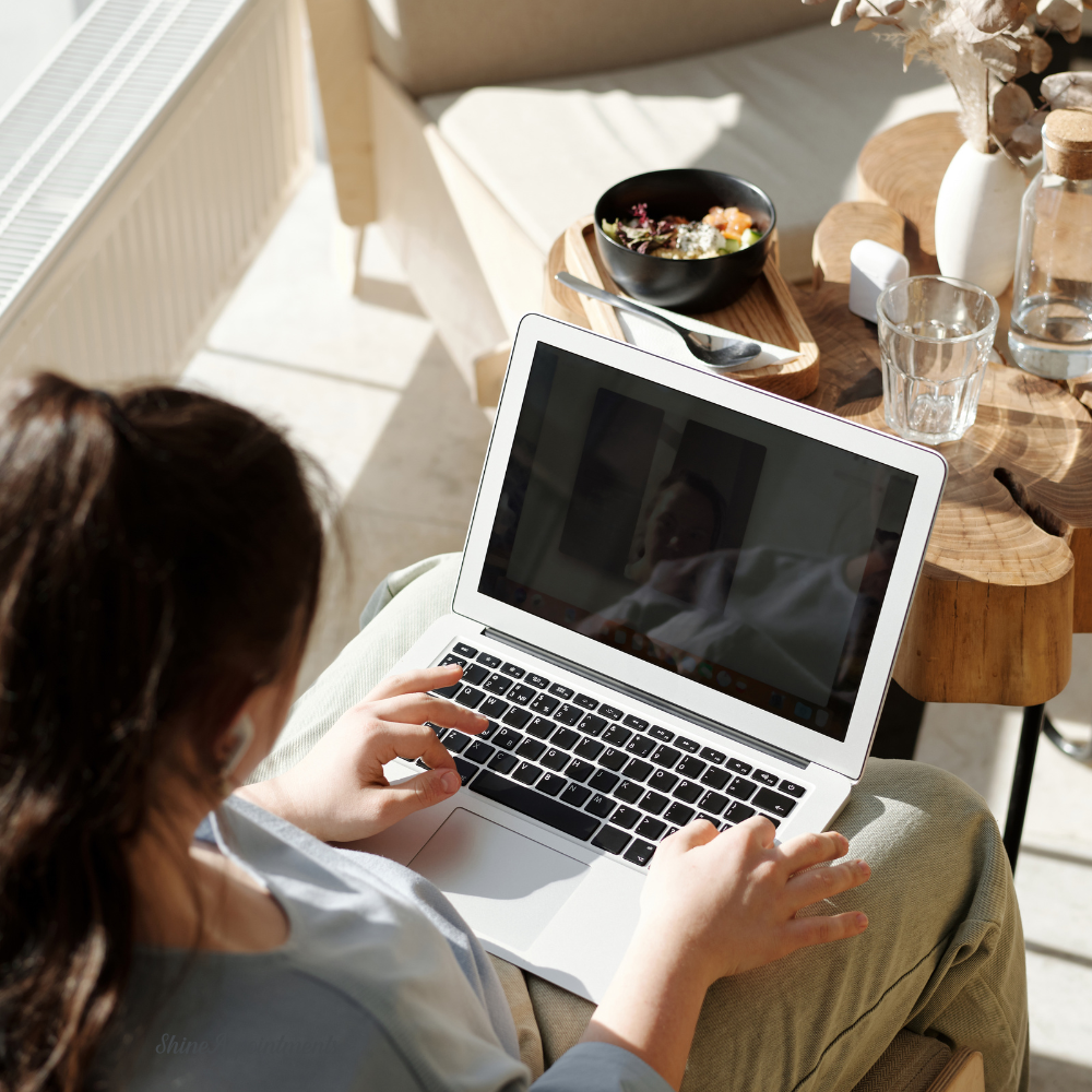 Untitled (1000 x 1000 px) (8)